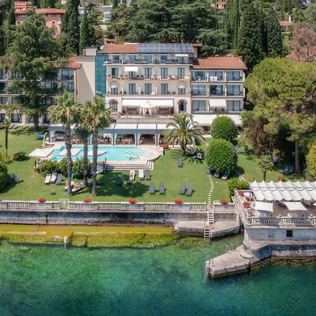 Hotel Villa Capri Gardone Riviera Exterior foto